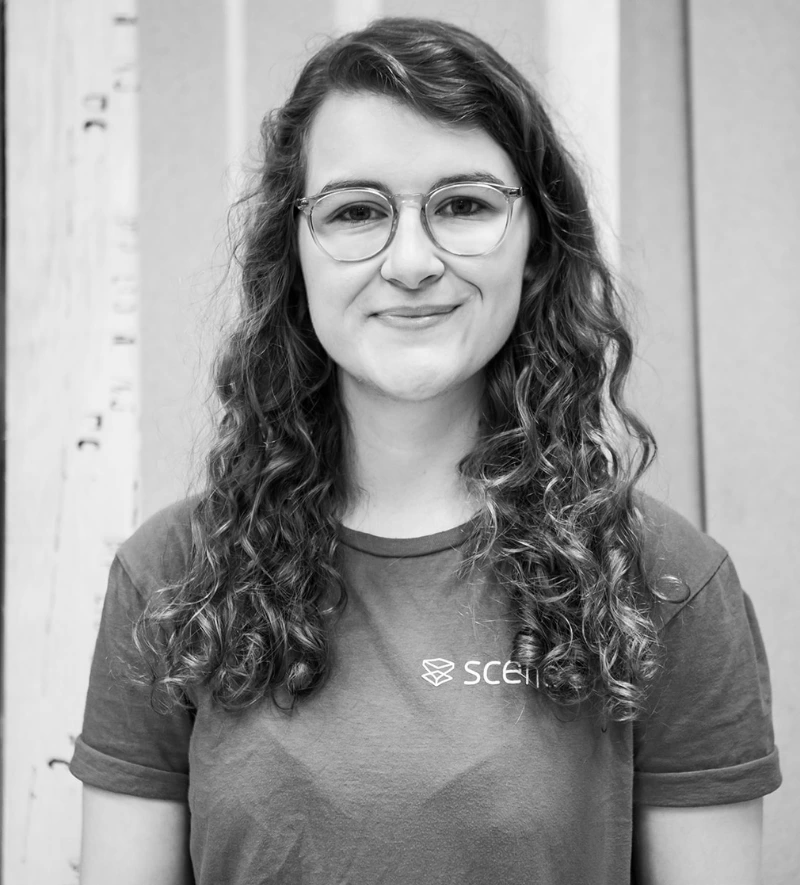 Experiential Marketing | Scene2 female employee