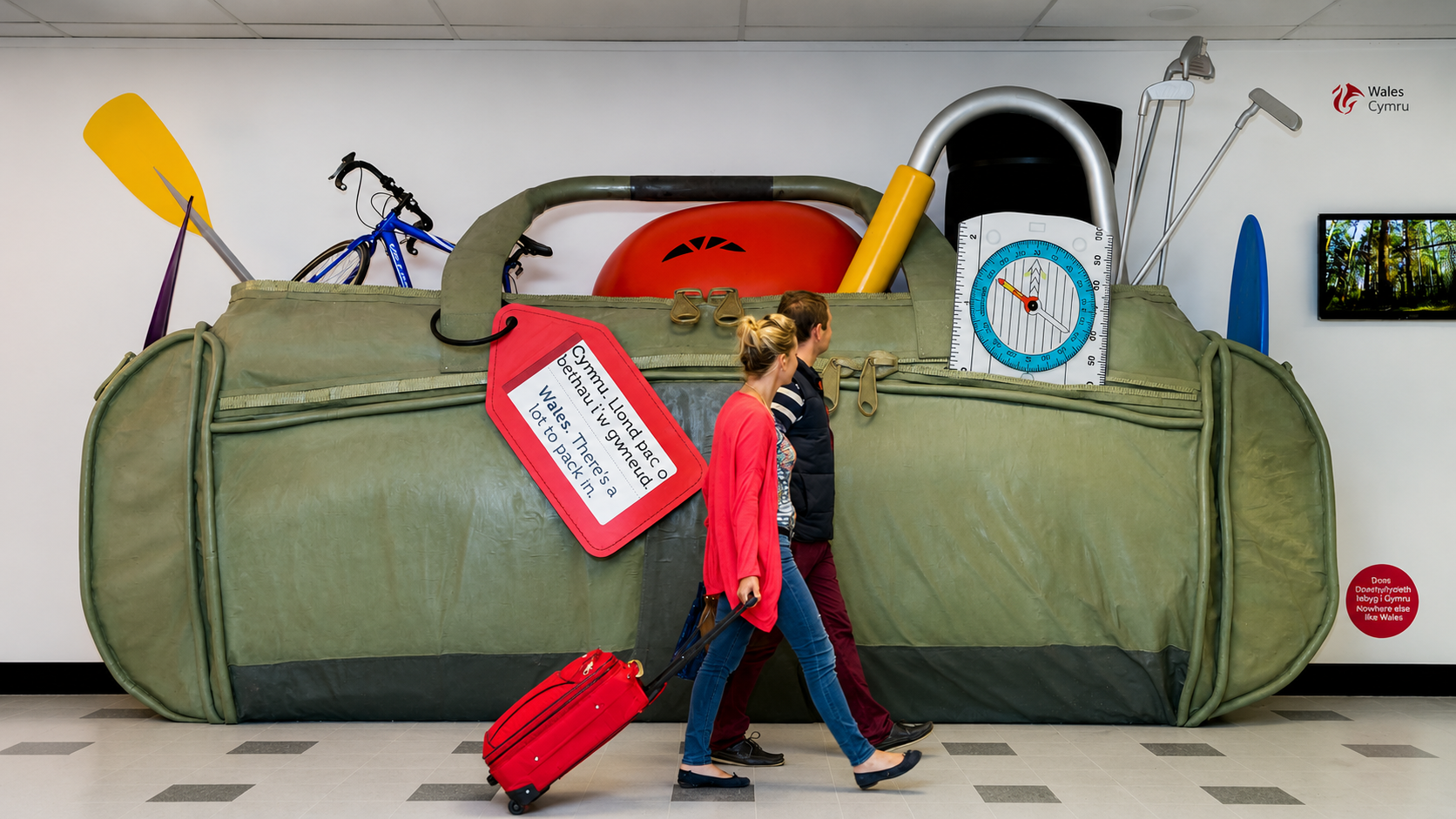 Giant Prop Sports Bag Cardiff Airport